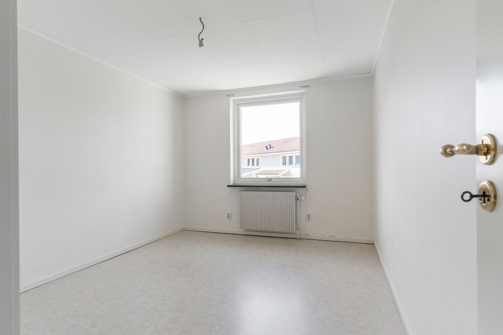 Villa, Radhus, Skillnadsgatan 8D, Lilla Edet Centrum, Lilla Edet