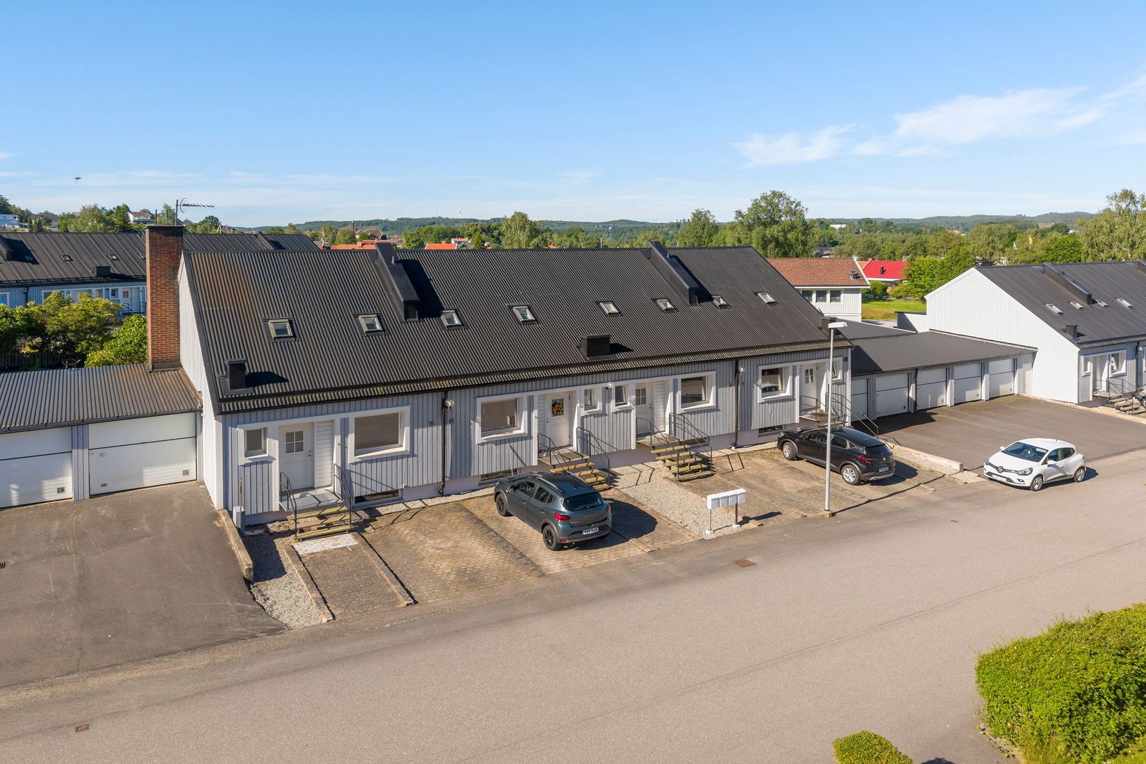 Villa, Radhus, Skillnadsgatan 10B, Lilla Edet Centrum, Lilla Edet