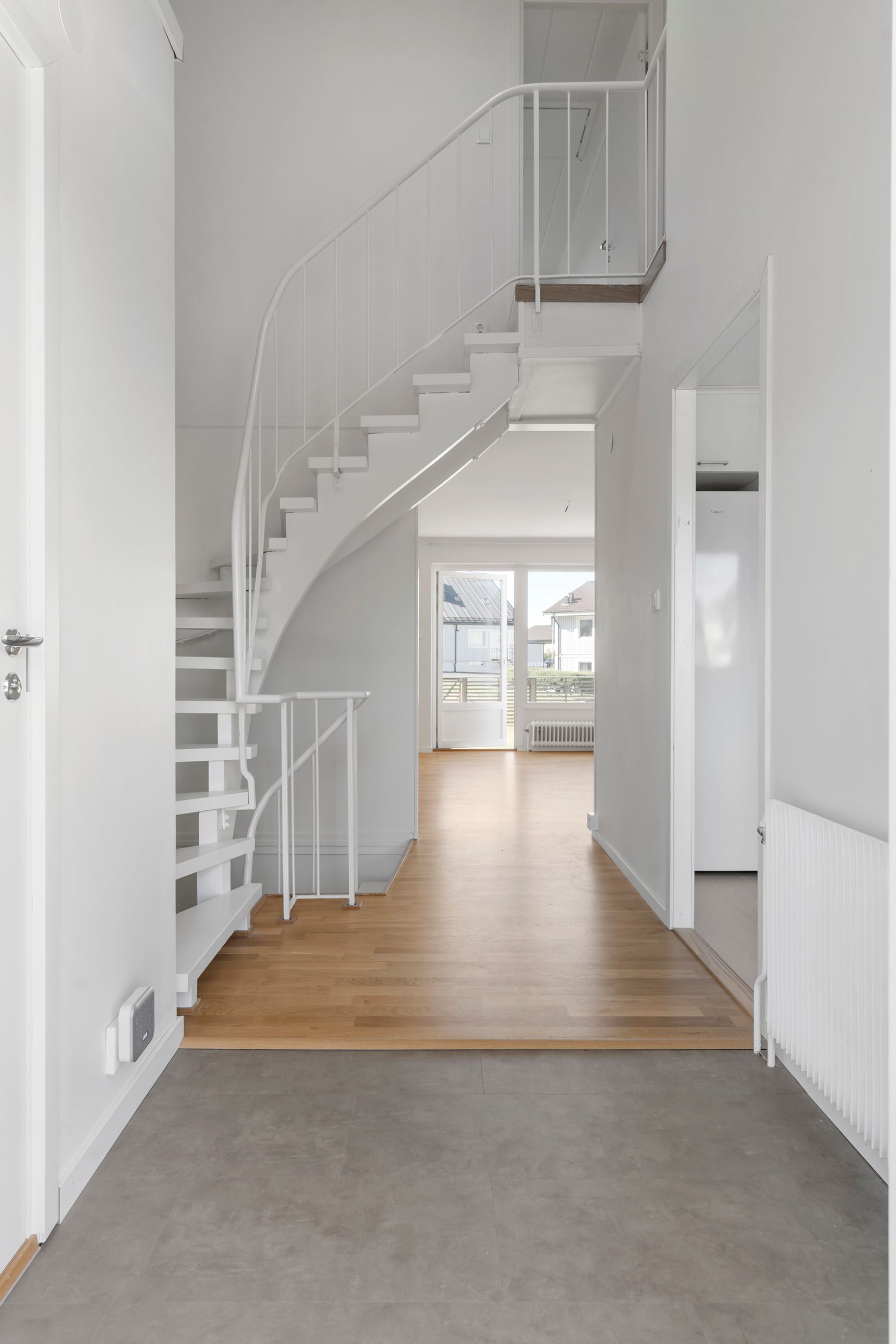 Villa, Radhus, Skillnadsgatan 10B, Lilla Edet Centrum, Lilla Edet