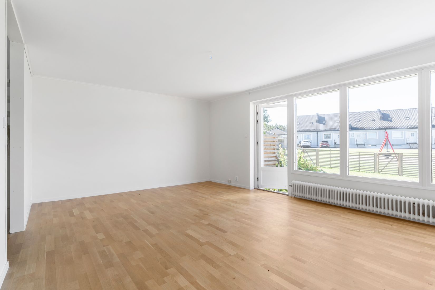 Villa, Radhus, Skillnadsgatan 10B, Lilla Edet Centrum, Lilla Edet