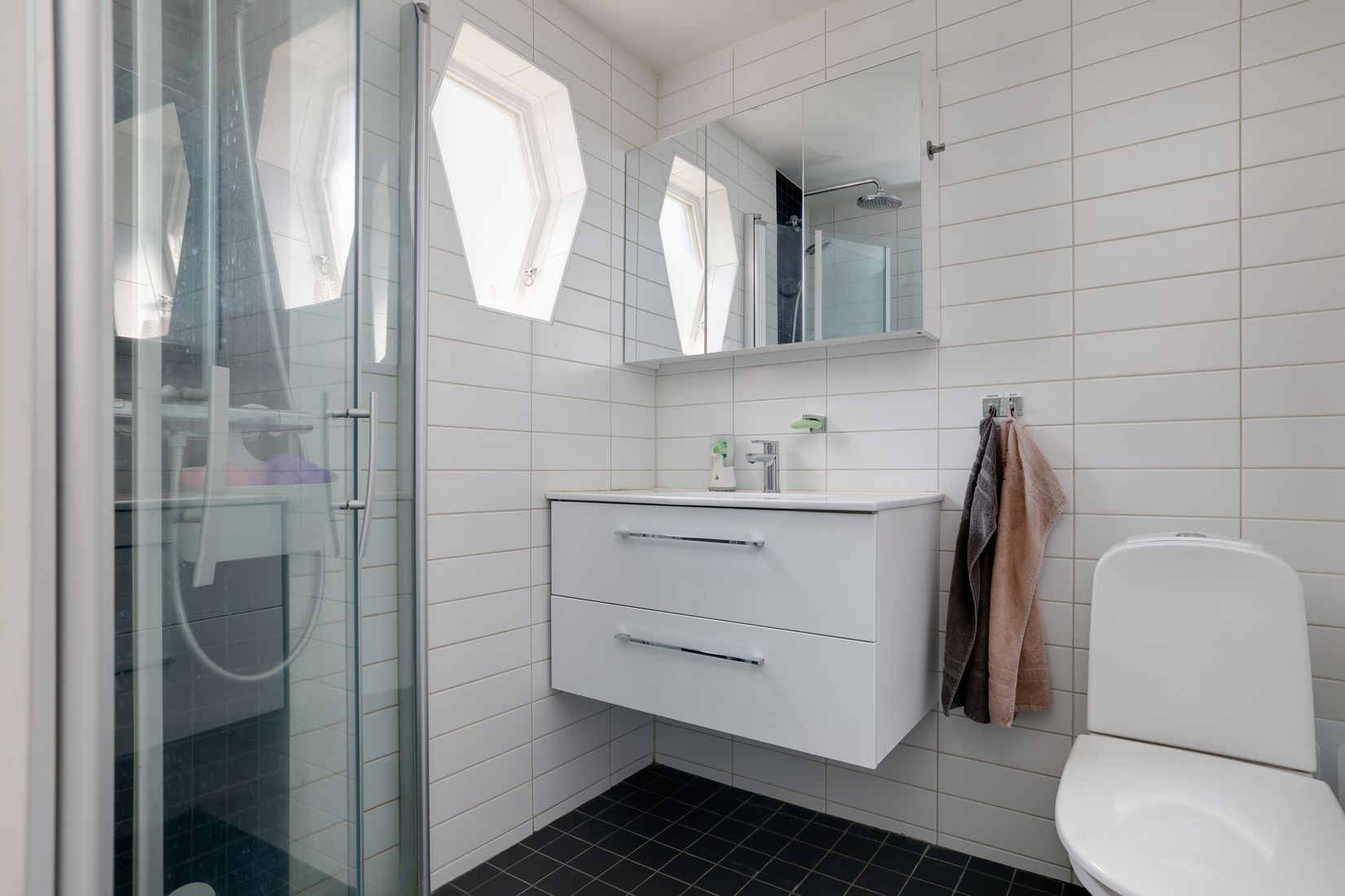 Villa, Allmogegatan 95, Nya Hjärsta, Örebro