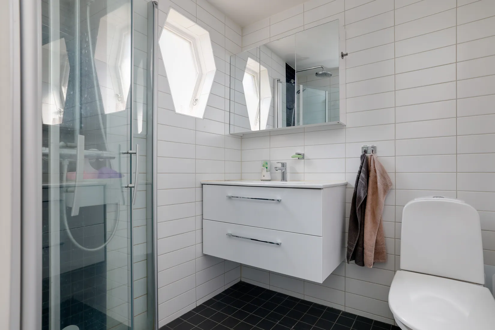 Villa, Allmogegatan 95, Nya Hjärsta, Örebro