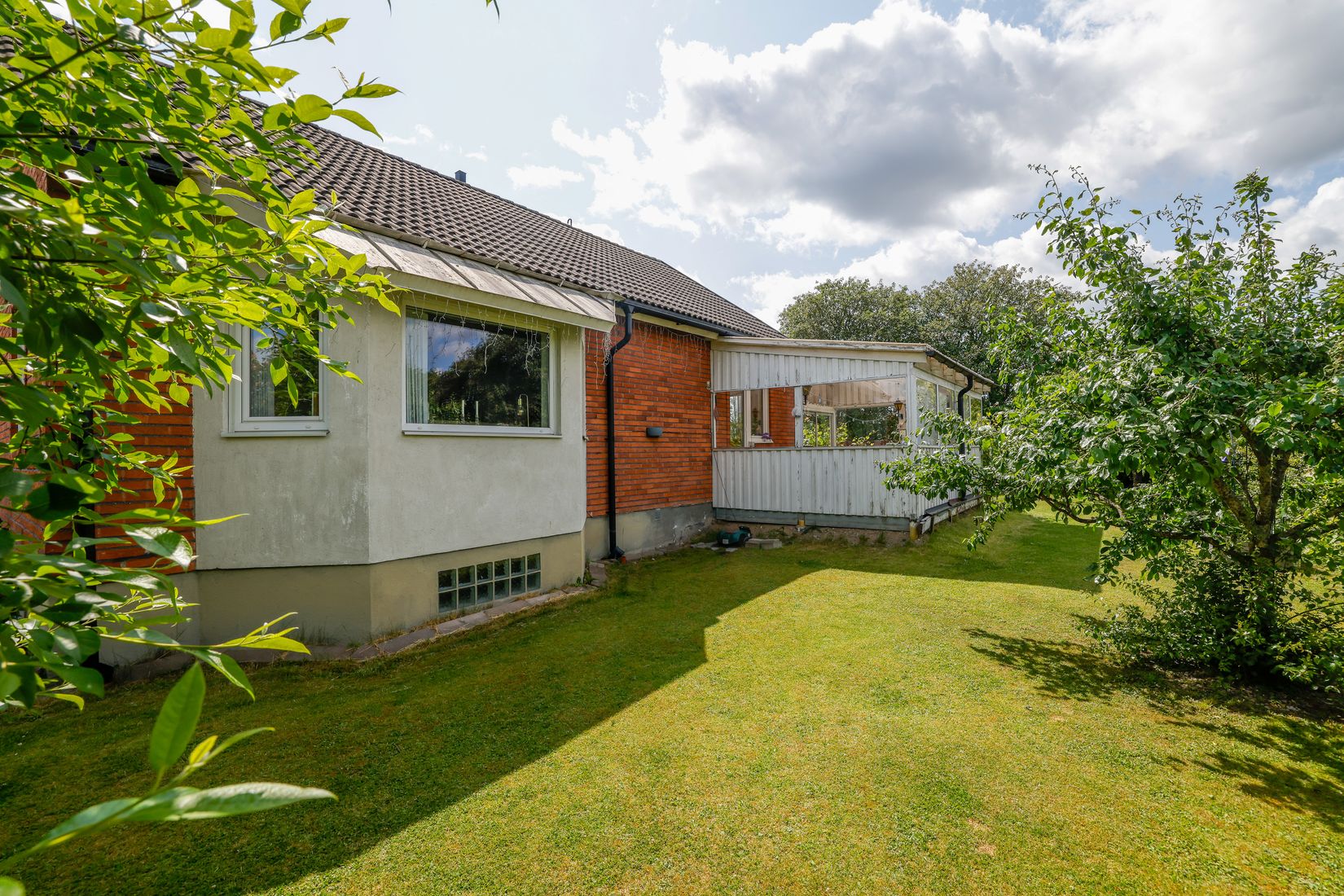 Villa, Allmogegatan 95, Nya Hjärsta, Örebro