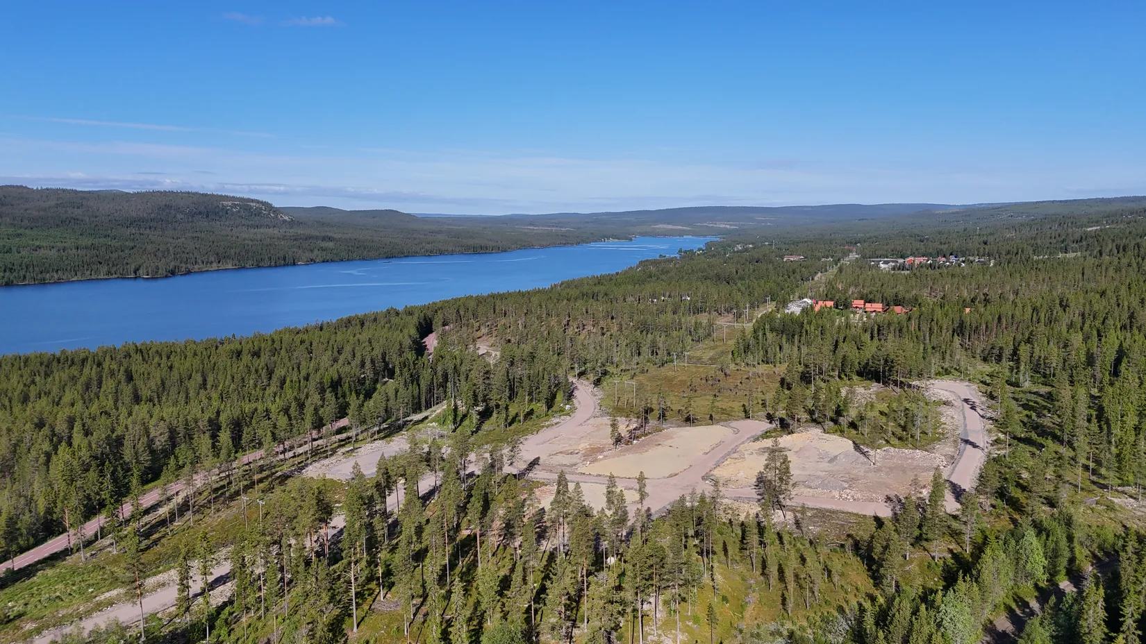 Tomt, Lovsångsslingan 2, Härjedalen