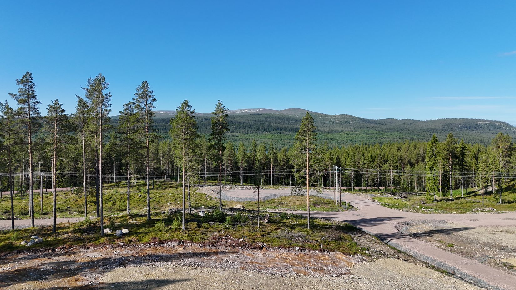 Tomt, Lovsångsslingan 2, Härjedalen