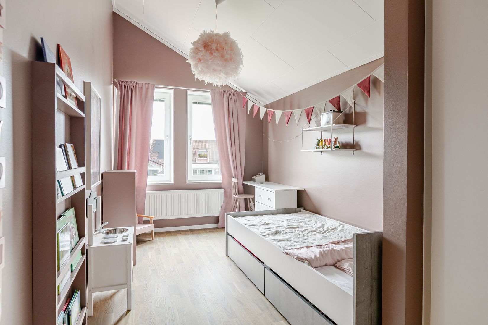 Radhus, Skogsvallsgatan 27, Hjulsbro, Linköping