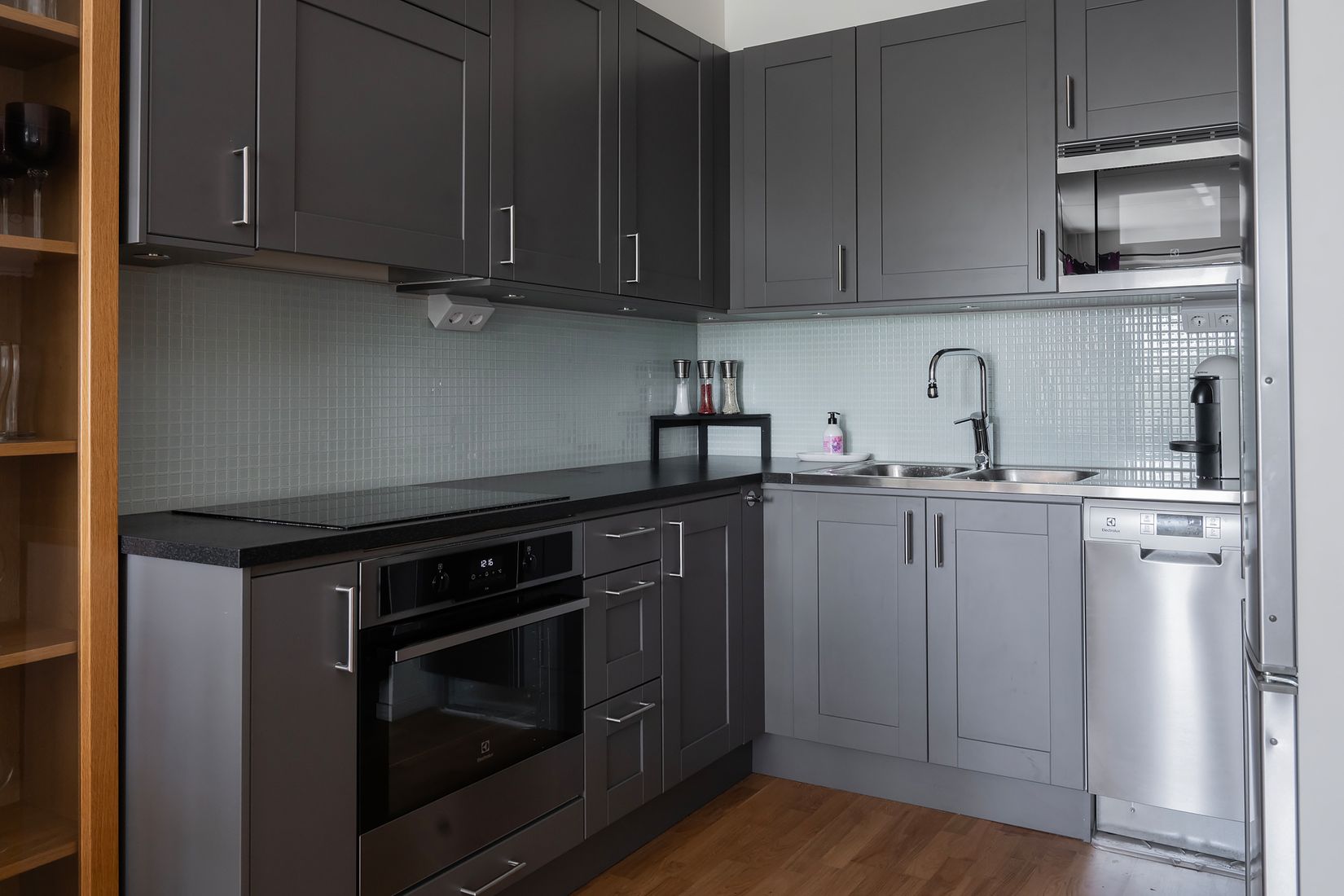 Bostadsrätt, Gamlegårdsvägen 12, Centrala Huddinge - Kvarnbergsplan, Huddinge