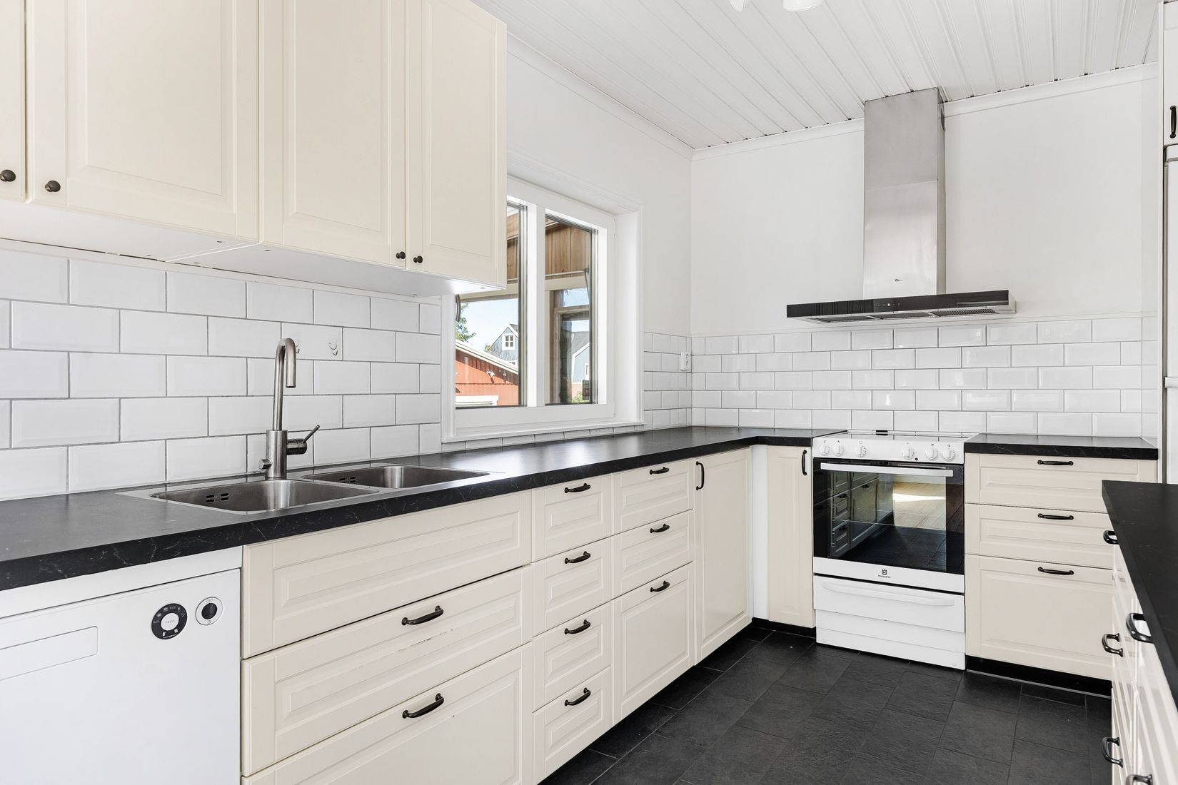 Villa, Granhällsvägen 5, Malmby, Strängnäs