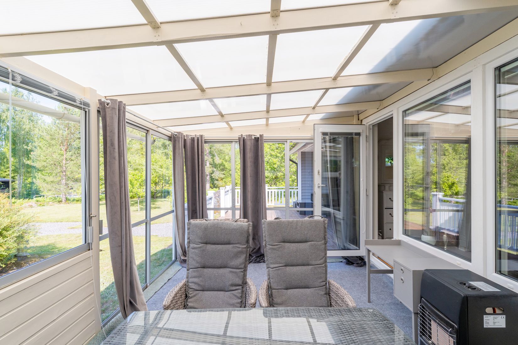 Fritidshus, Edsviksvägen 1, Hjälmsätters Fritidshusområde, Katrineholm