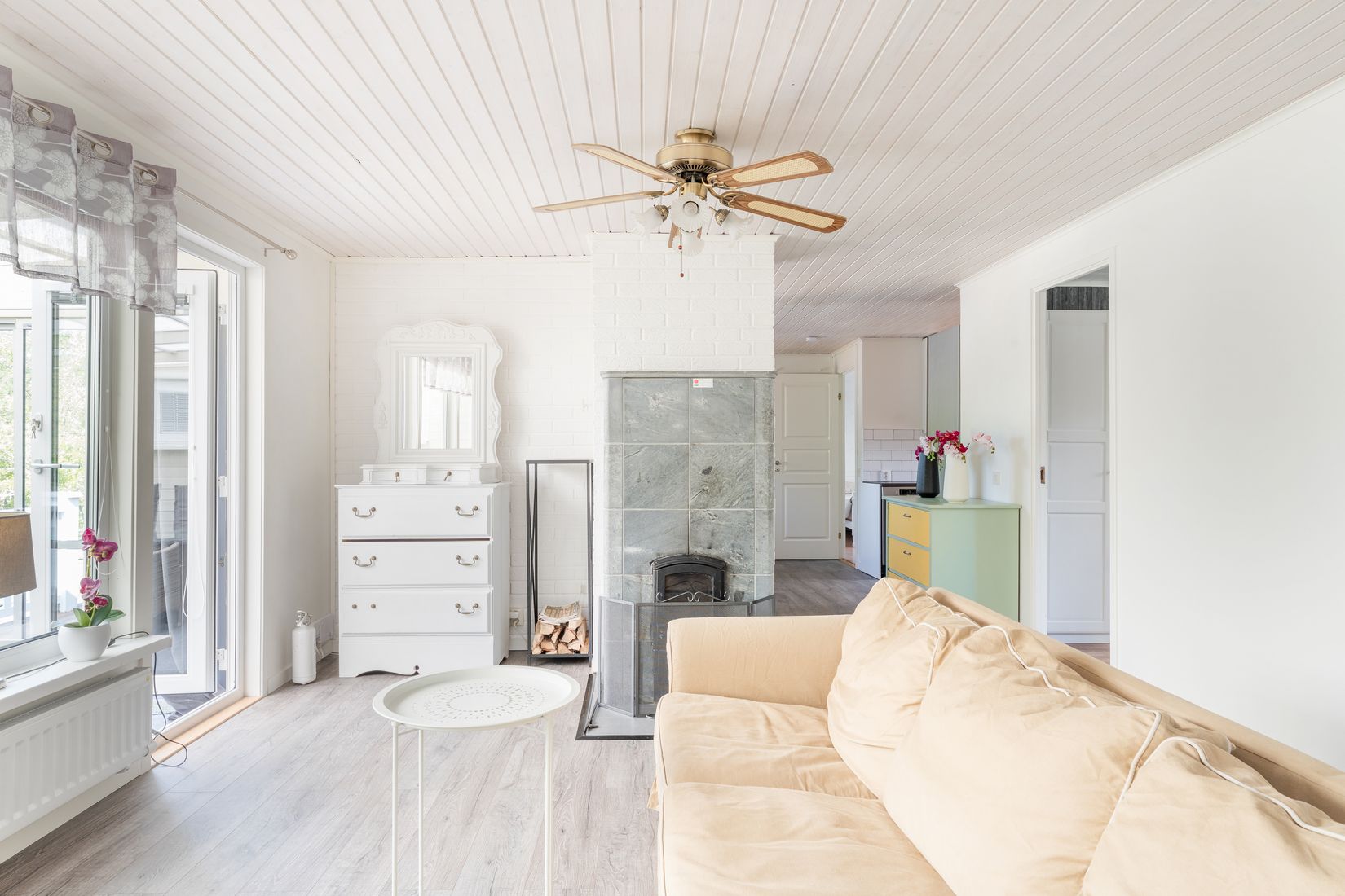 Fritidshus, Edsviksvägen 1, Hjälmsätters Fritidshusområde, Katrineholm