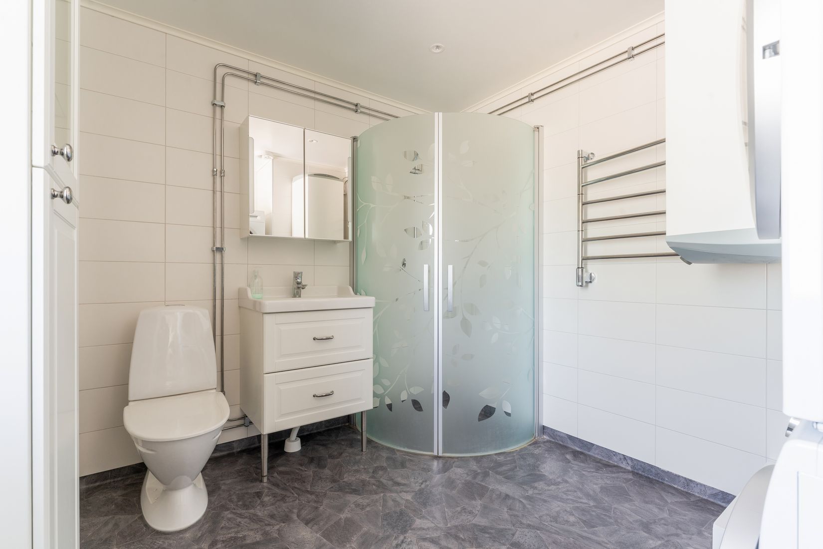 Fritidshus, Edsviksvägen 1, Hjälmsätters Fritidshusområde, Katrineholm