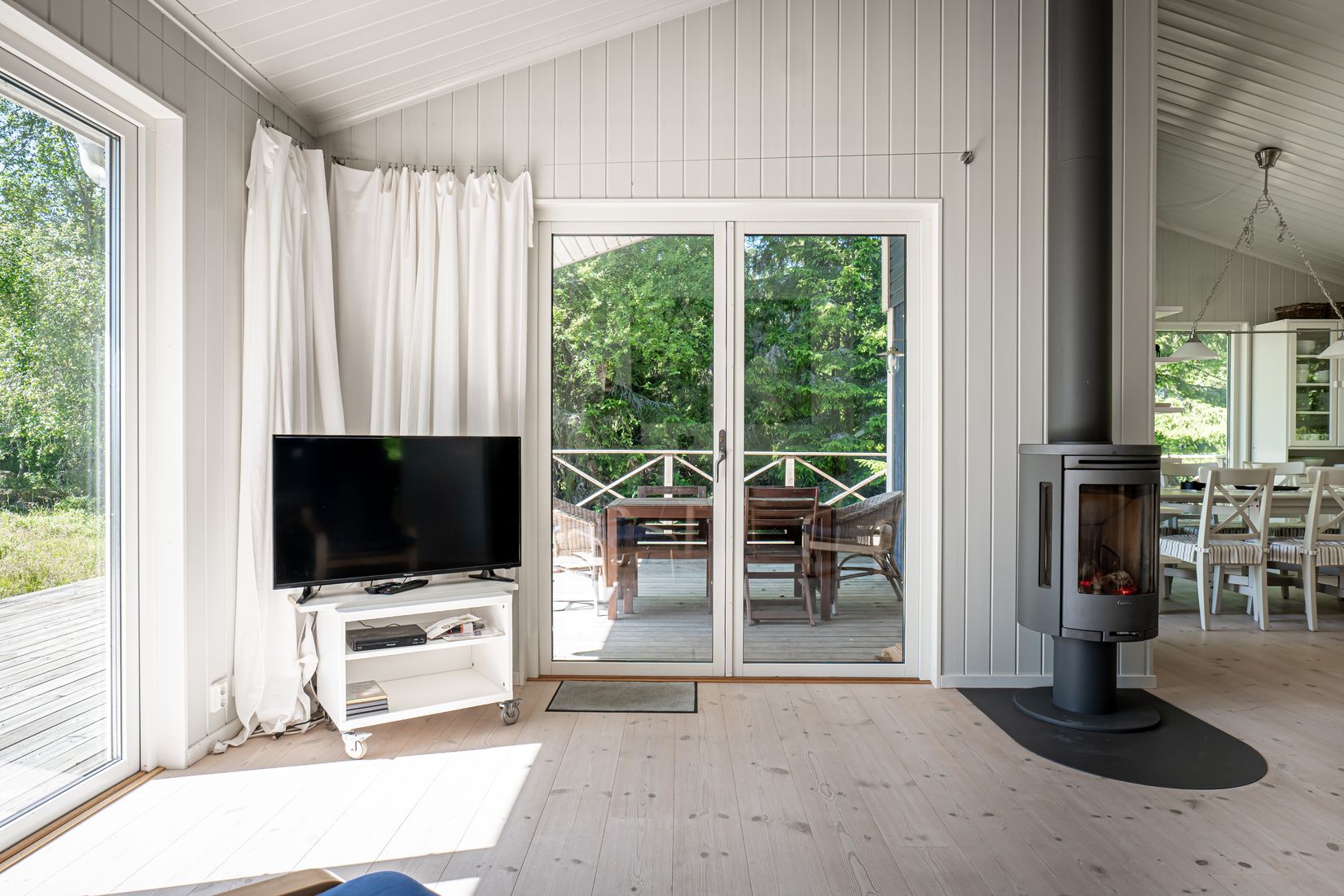 Villa, Vitared Ringvägen 19, Hökensås, Tidaholm