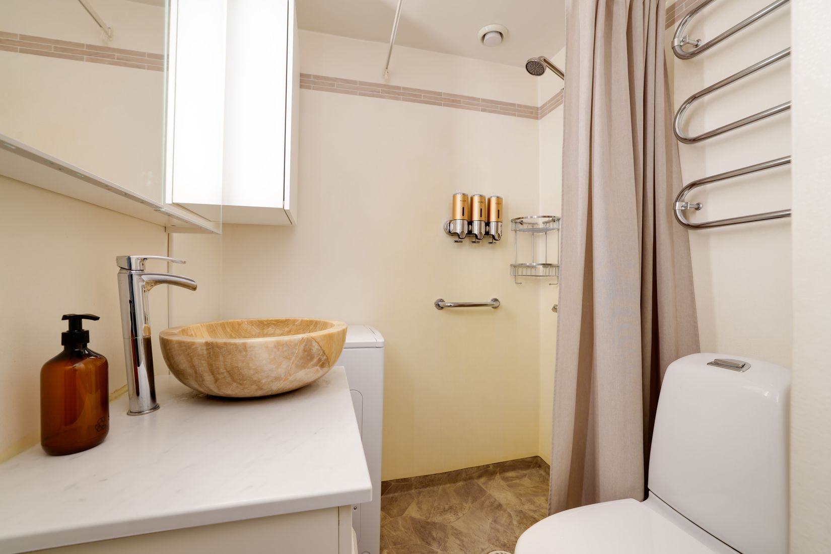 Bostadsrätt, Kyrkvärdsvägen 7, Almby, Örebro