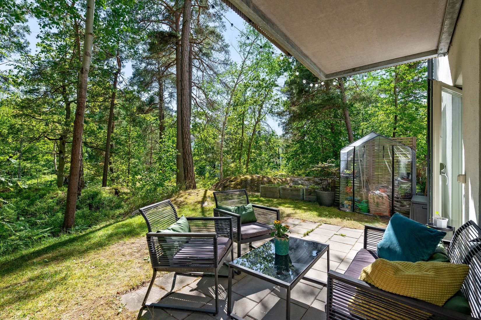 Bostadsrätt, Korintvägen 11, Uteplats, Hökarängen, Stockholm