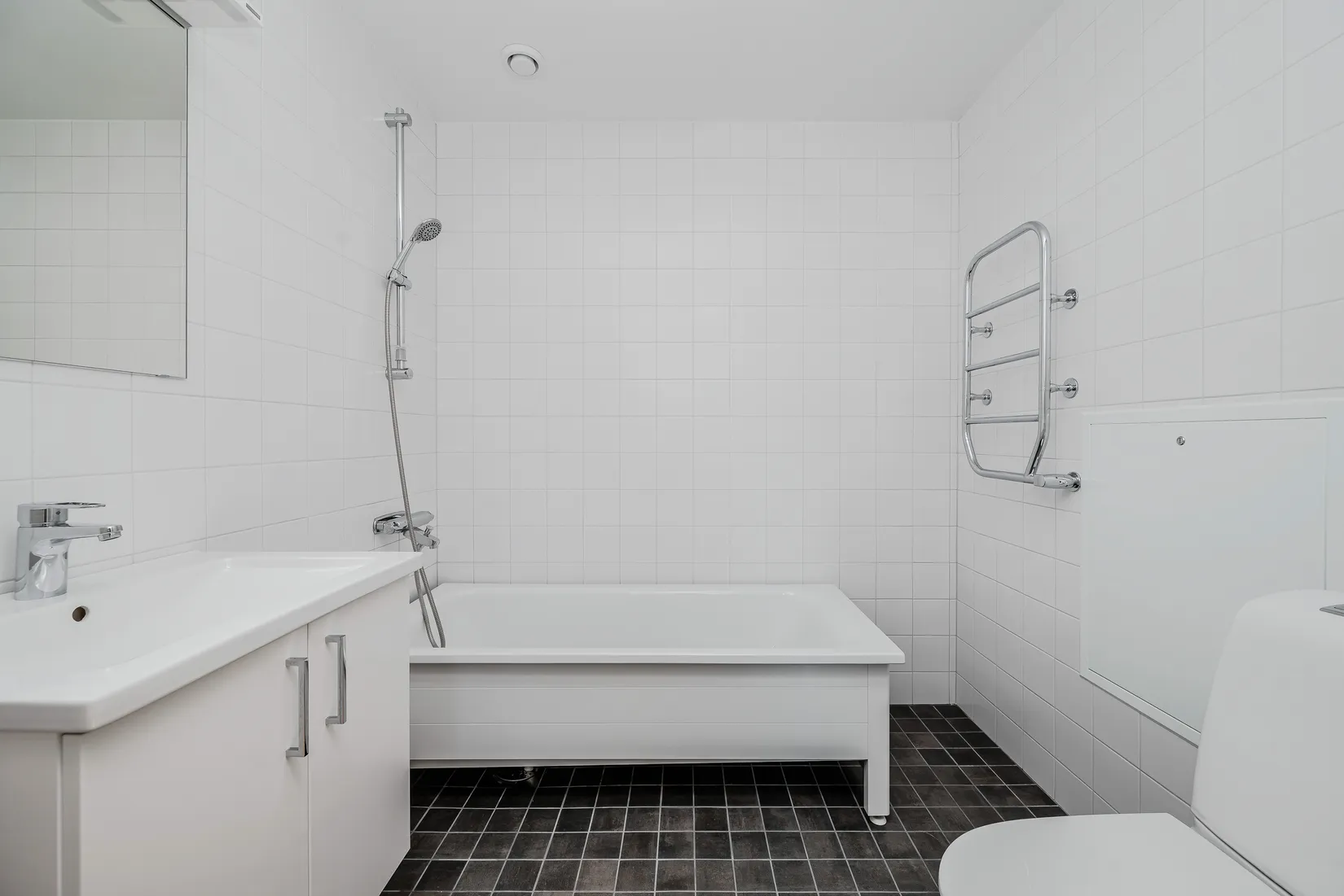 Bostadsrätt, Radhus, Bergsjövägen 7L, Kårsta, Vallentuna