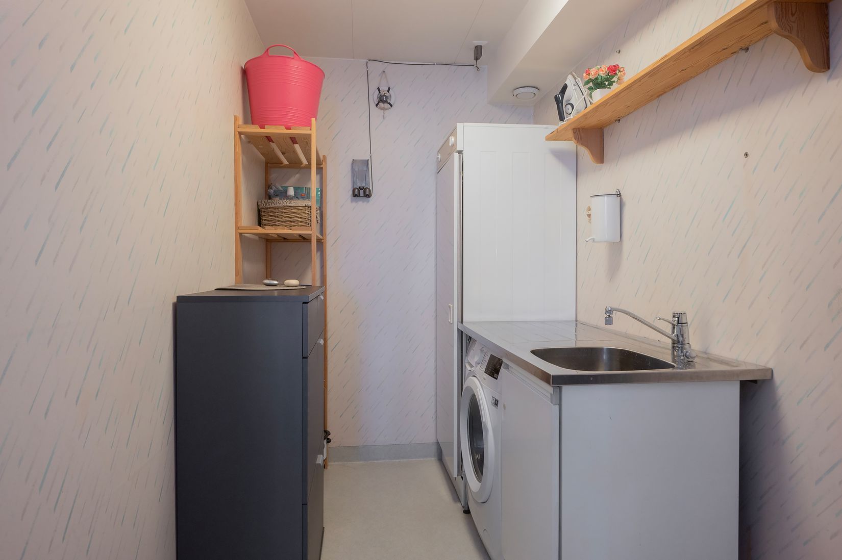 Radhus, Trågstigen 60, Huddinge - Kästa, Huddinge