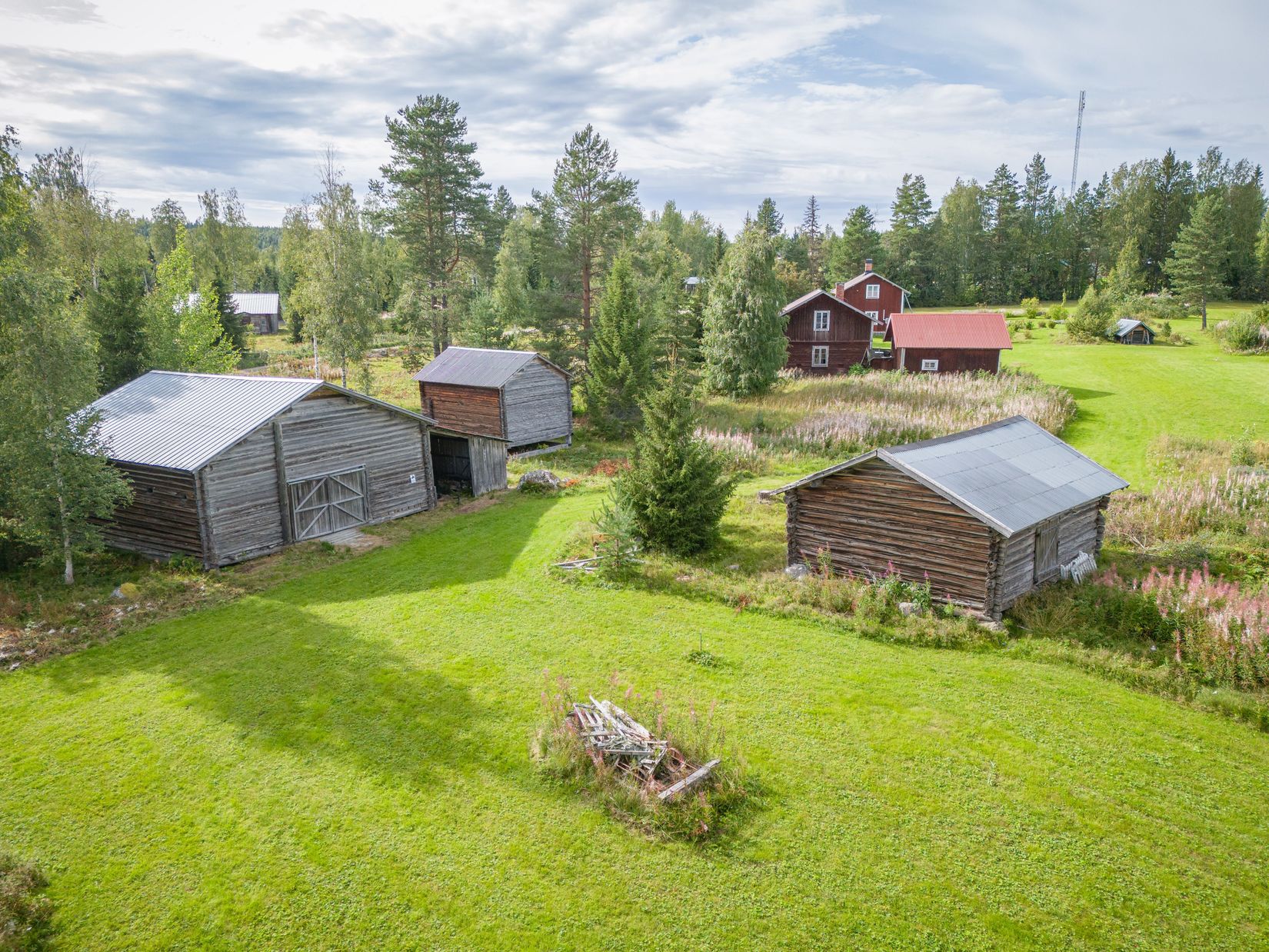 Gård/Skog, Råsjö 126, Ånge