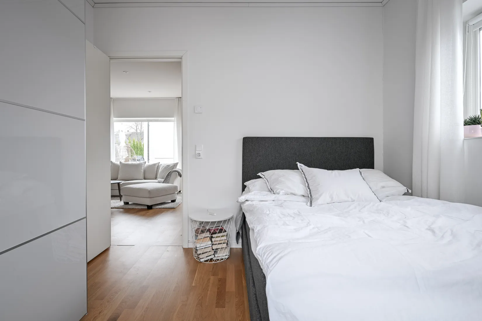 Bostadsrätt, Radhus, Djupdalsvägen 2B, Länna , Huddinge