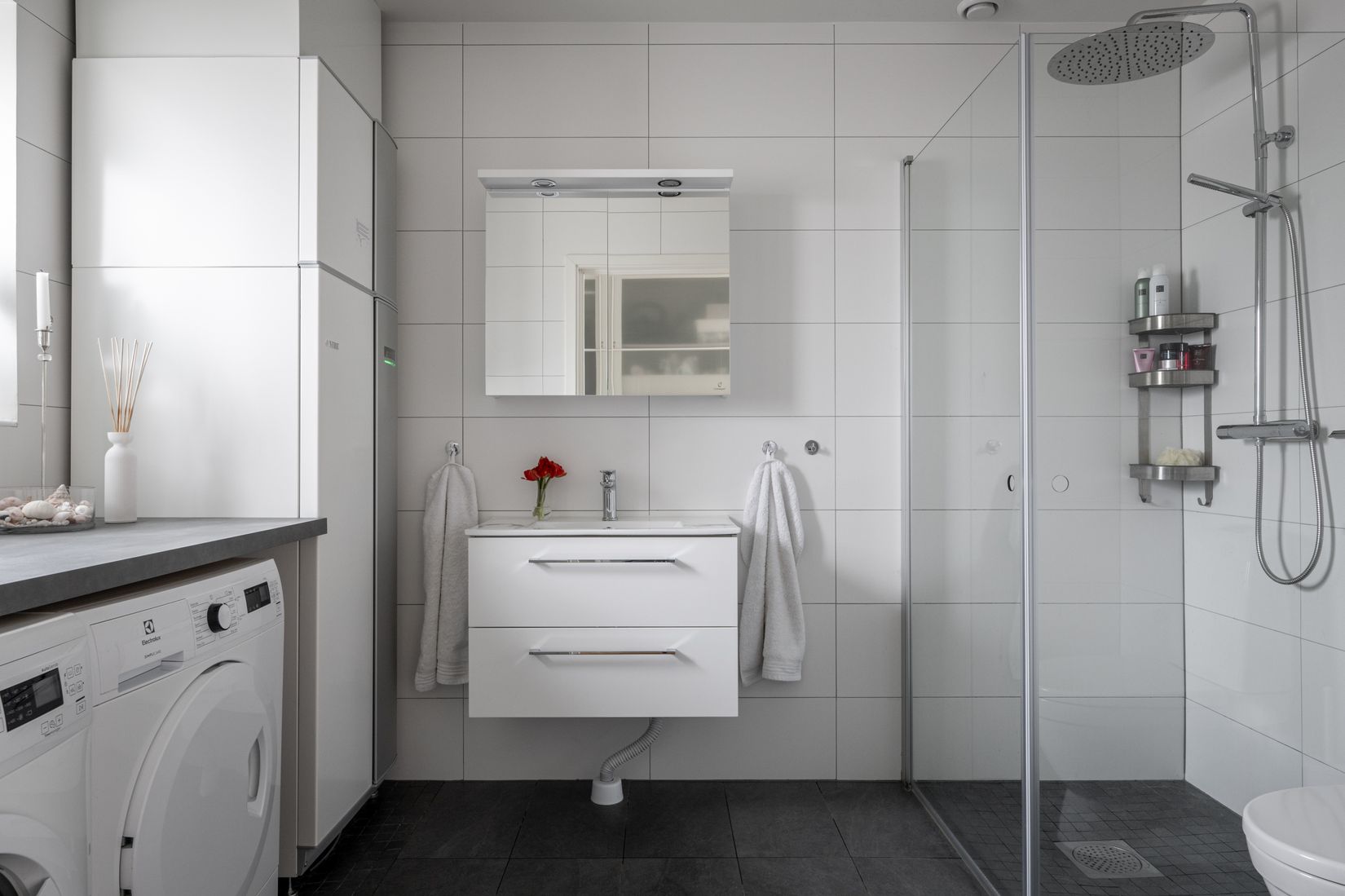 Bostadsrätt, Radhus, Djupdalsvägen 2B, Länna , Huddinge