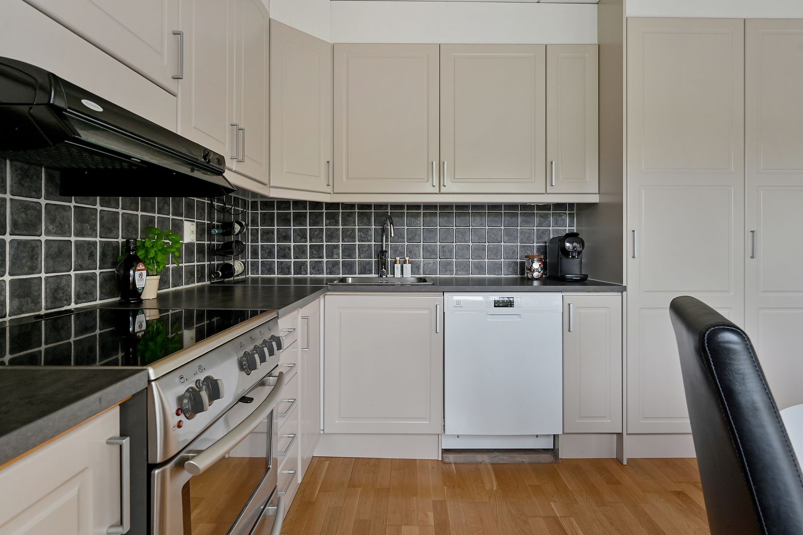 Bostadsrätt, Rakveregatan 4, Märsta Centralt, Sigtuna