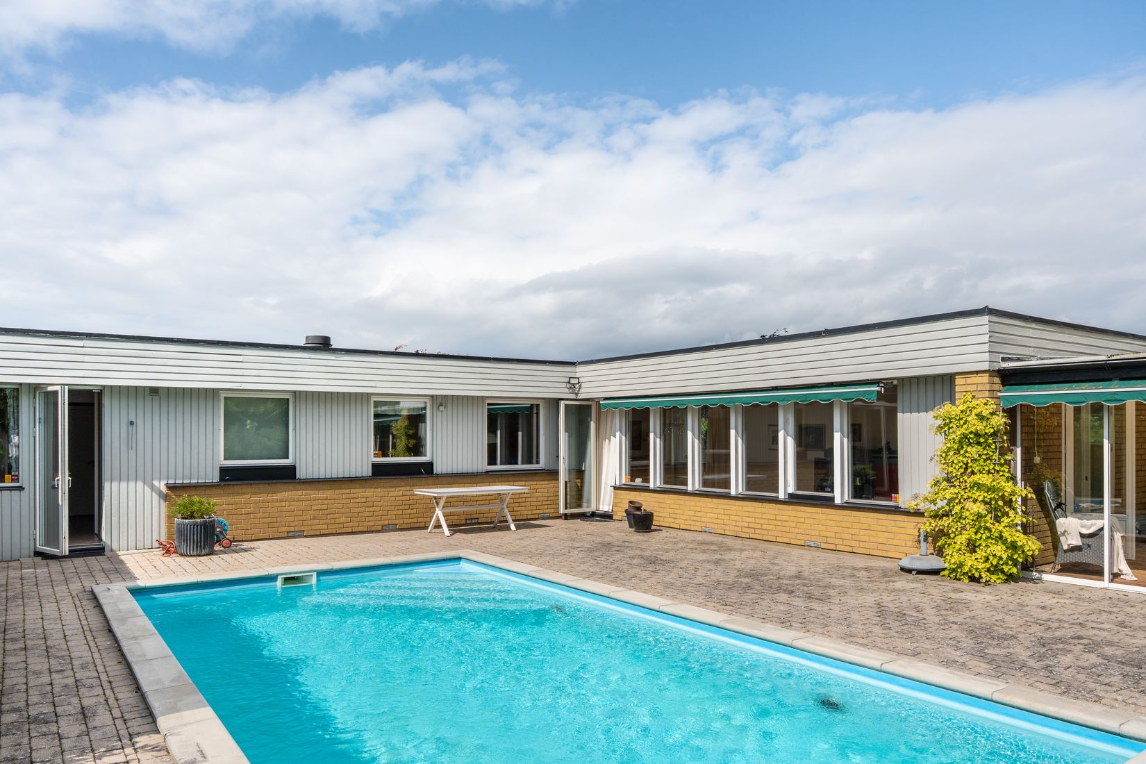 Villa, Radhus, Svalvägen 88, Bjärred, Lomma