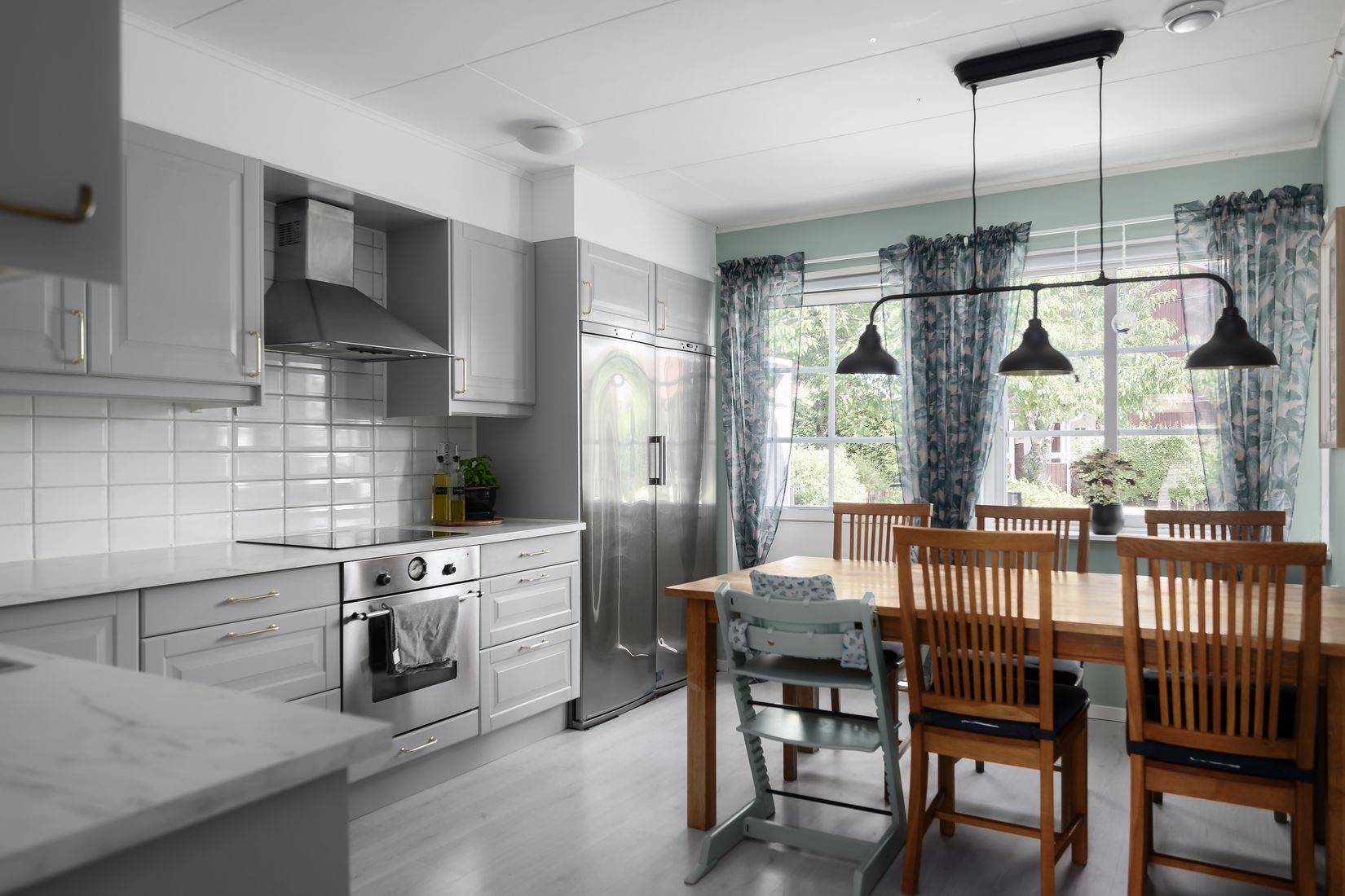 Radhus, Otterstavägen 19, Sorunda, Nynäshamn