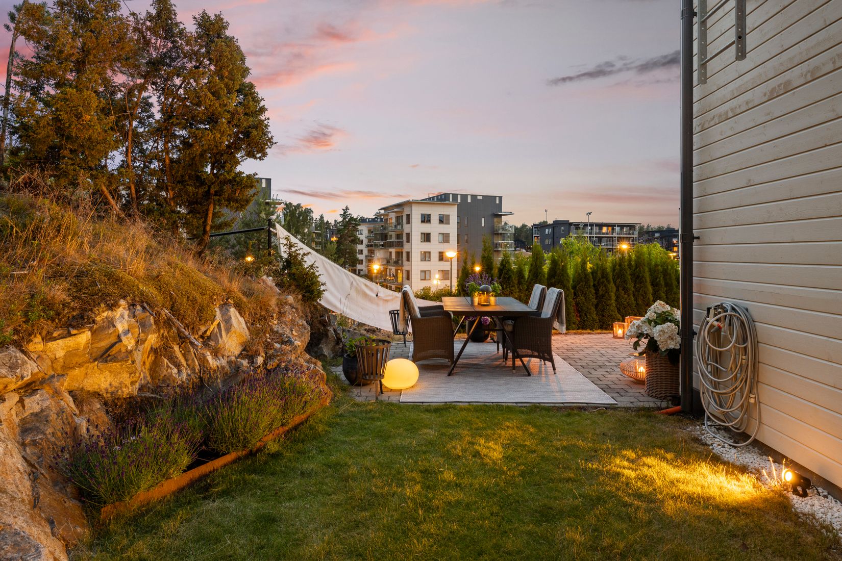 Radhus, Tant Gredelins väg 45B, Uttran, Botkyrka