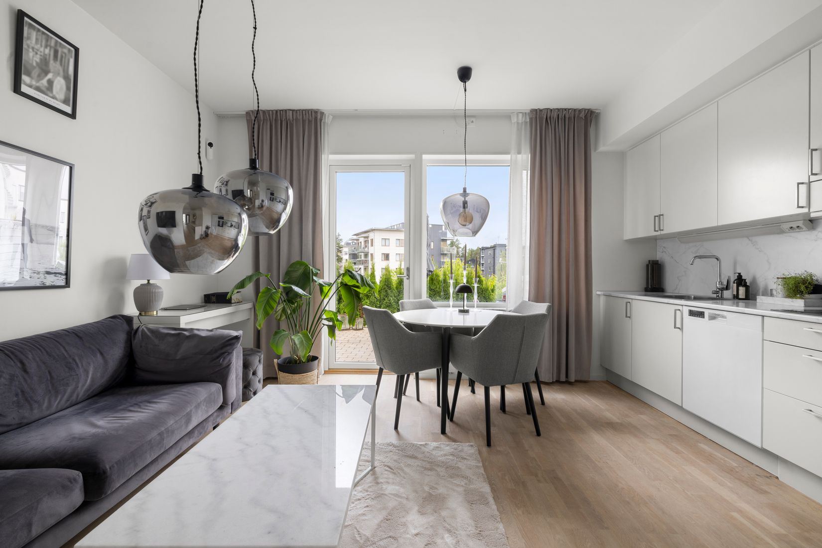 Radhus, Tant Gredelins väg 45B, Uttran, Botkyrka