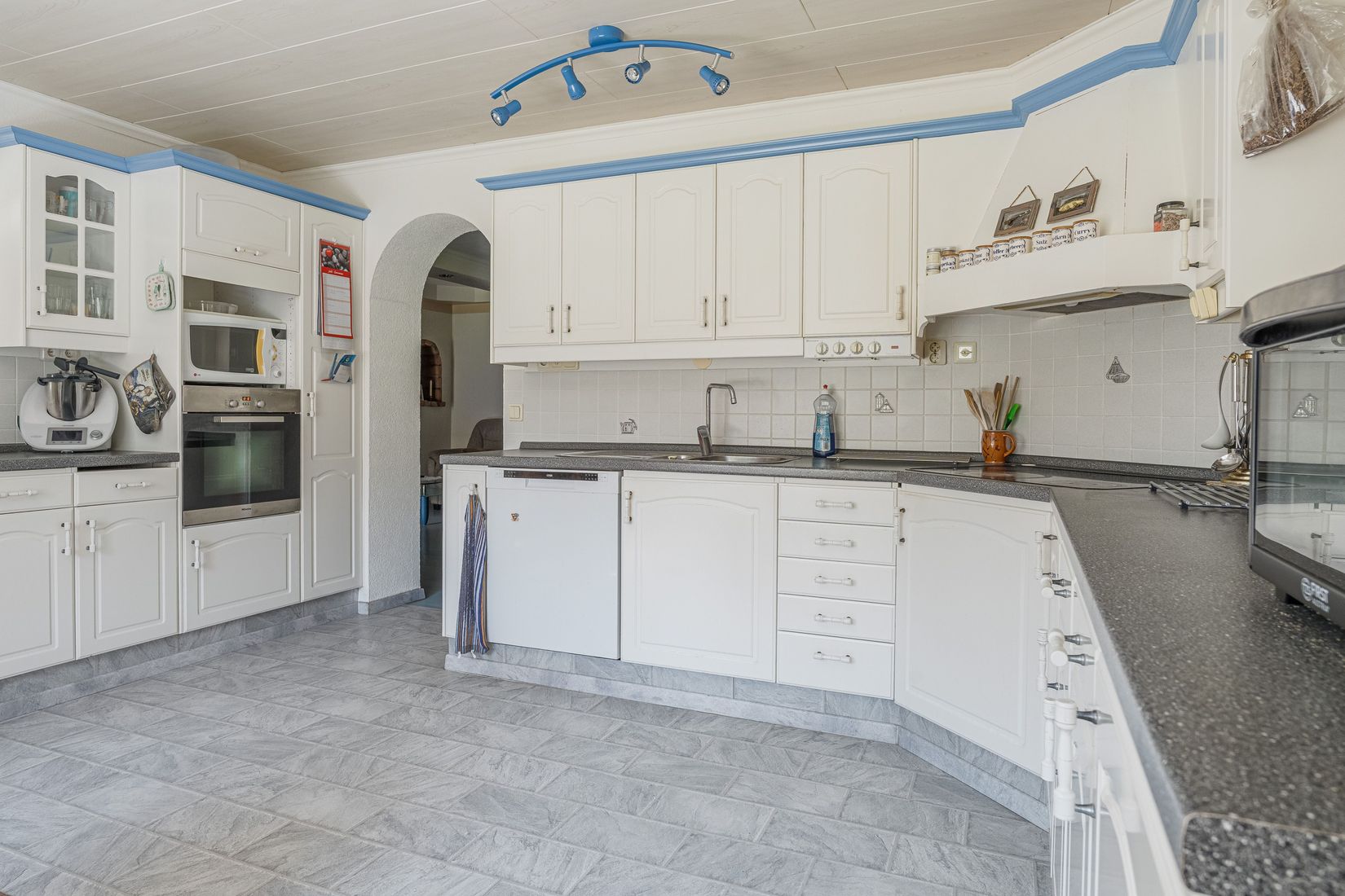 Villa, Svanhultsvägen 28, Karlsborg