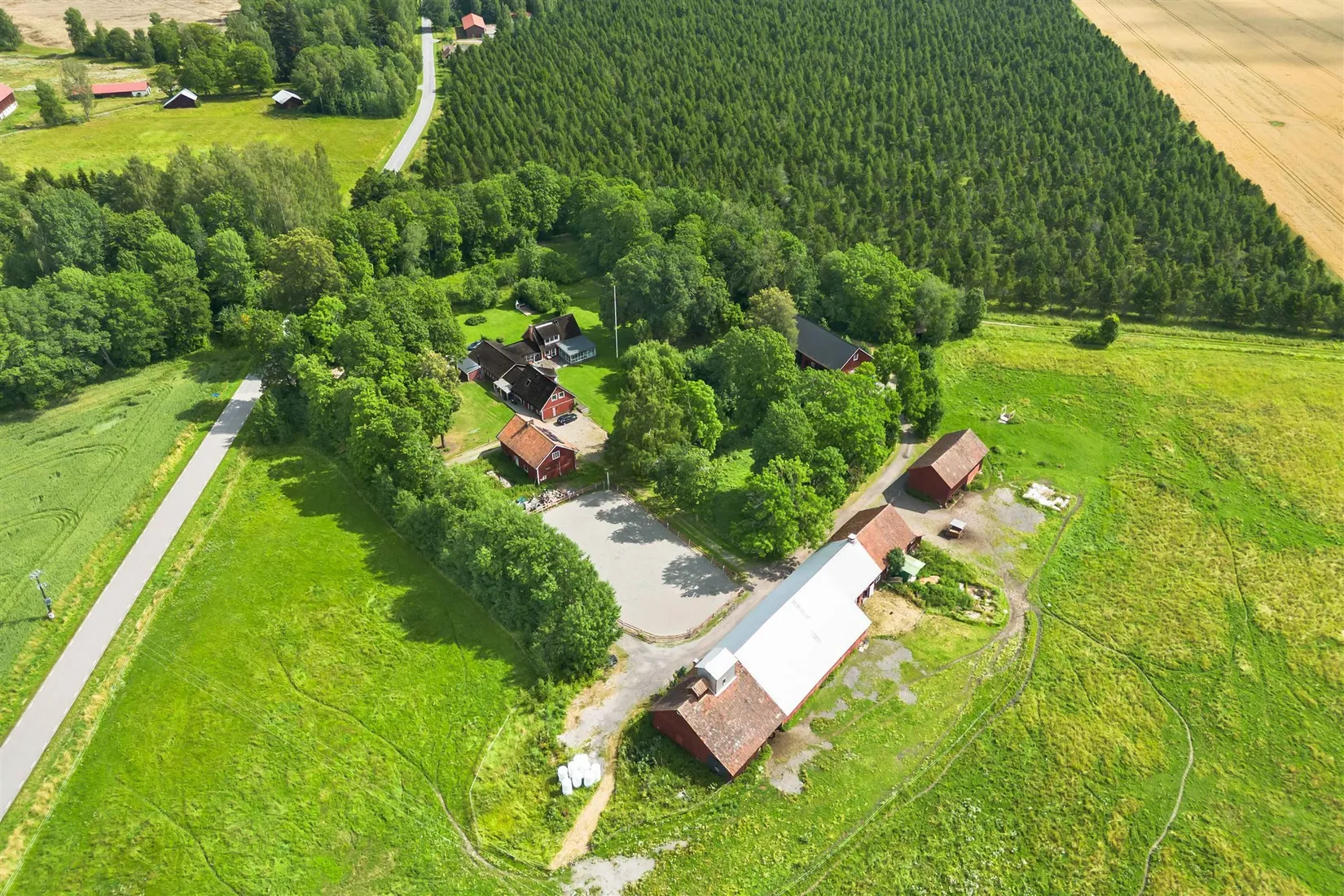 Gård/Skog, Närlinge 20, Björklinge, Uppsala