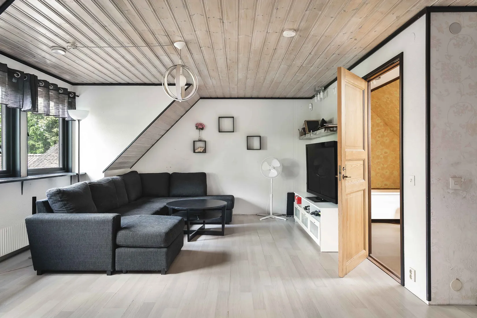 Gård/Skog, Närlinge 20, Björklinge, Uppsala