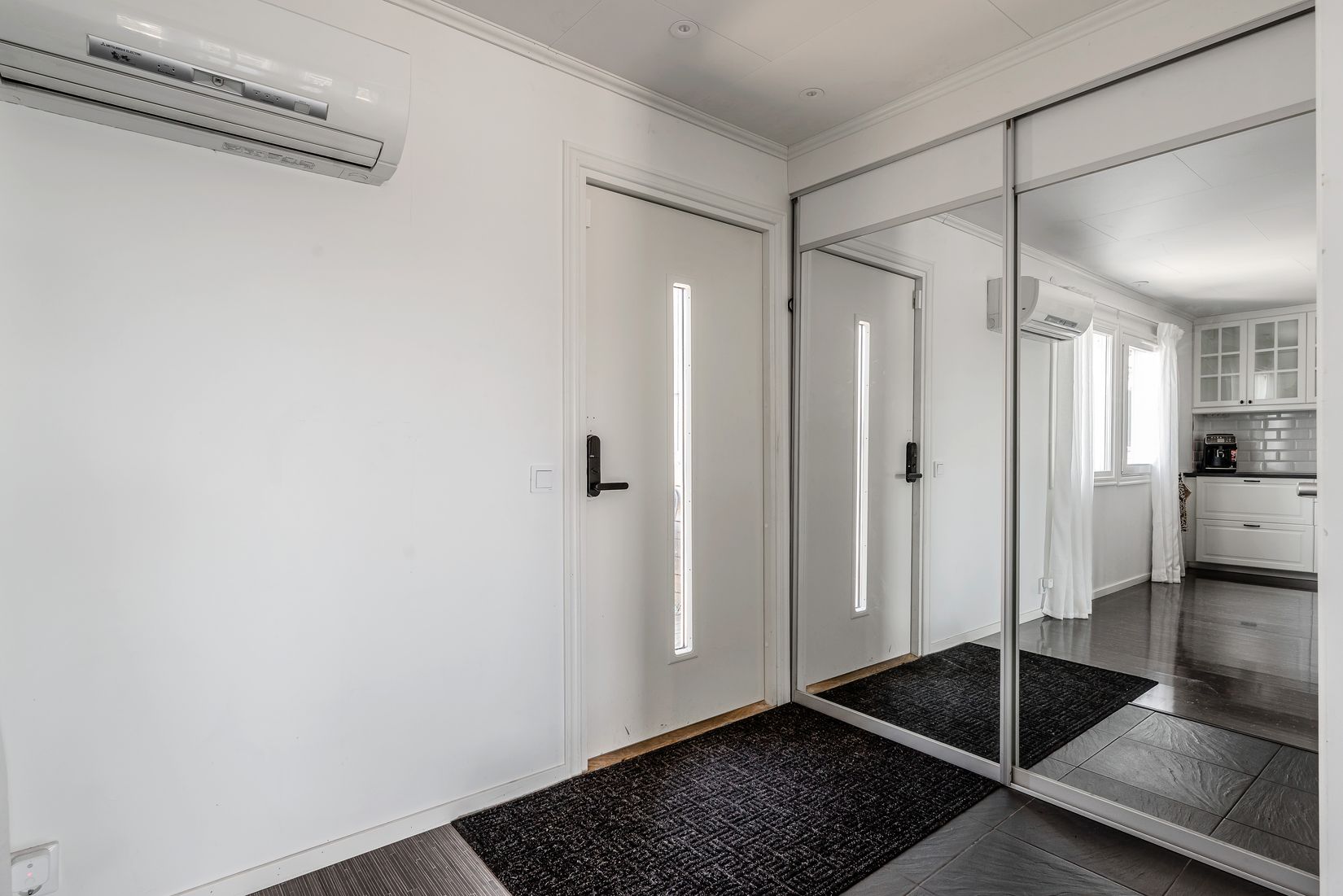 Villa, Radhus, Oriongatan 107, Östra Steninge, Sigtuna