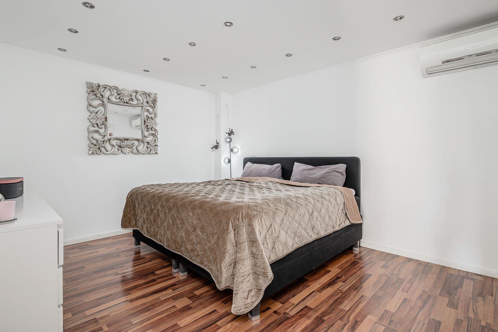 Villa, Radhus, Oriongatan 107, Östra Steninge, Sigtuna