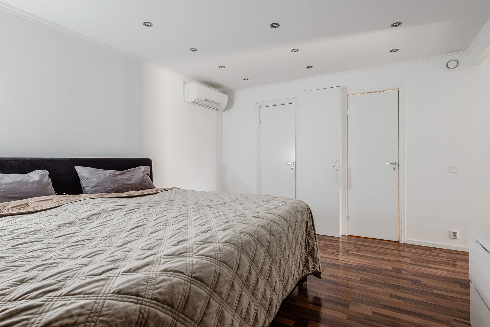 Villa, Radhus, Oriongatan 107, Östra Steninge, Sigtuna