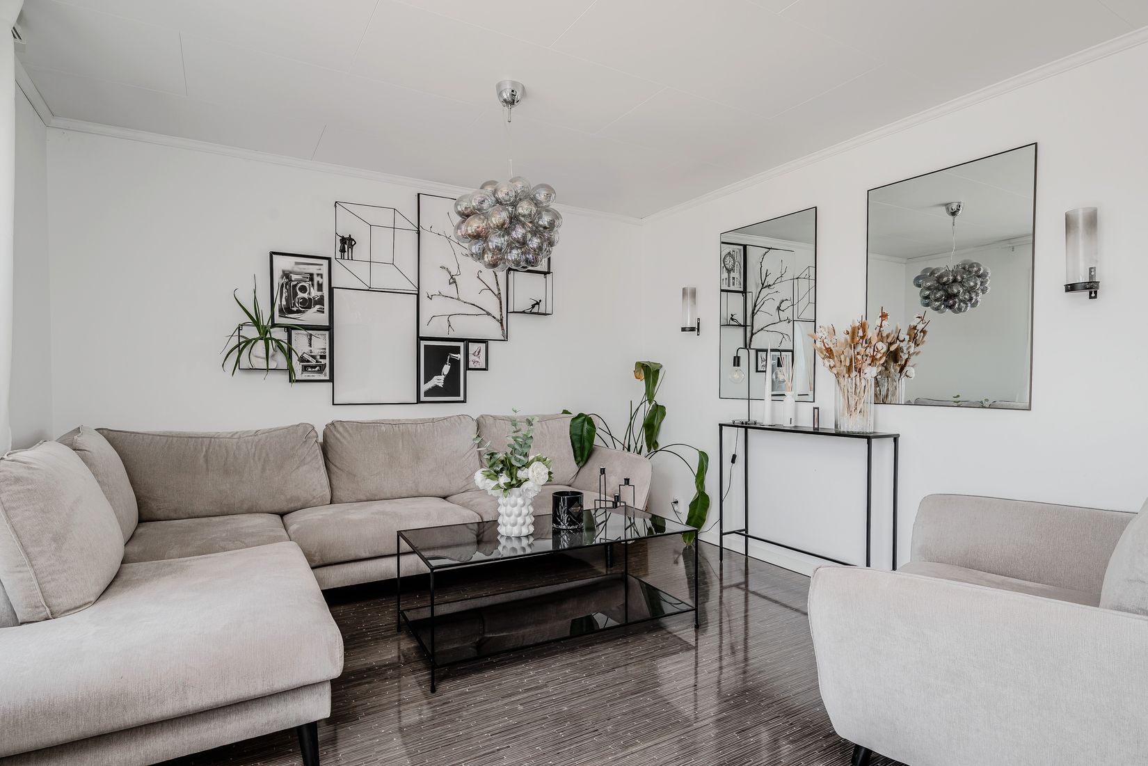 Villa, Radhus, Oriongatan 107, Östra Steninge, Sigtuna