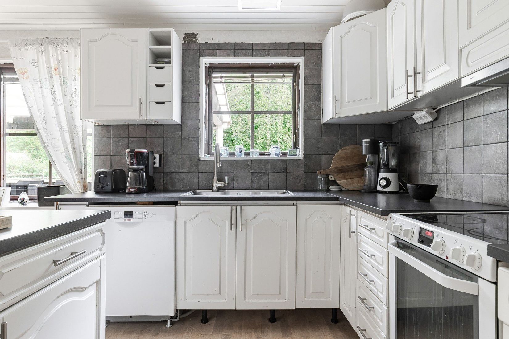 Radhus, Dvärgstigen 23, Hanemåla / Fredrikslund, Nybro