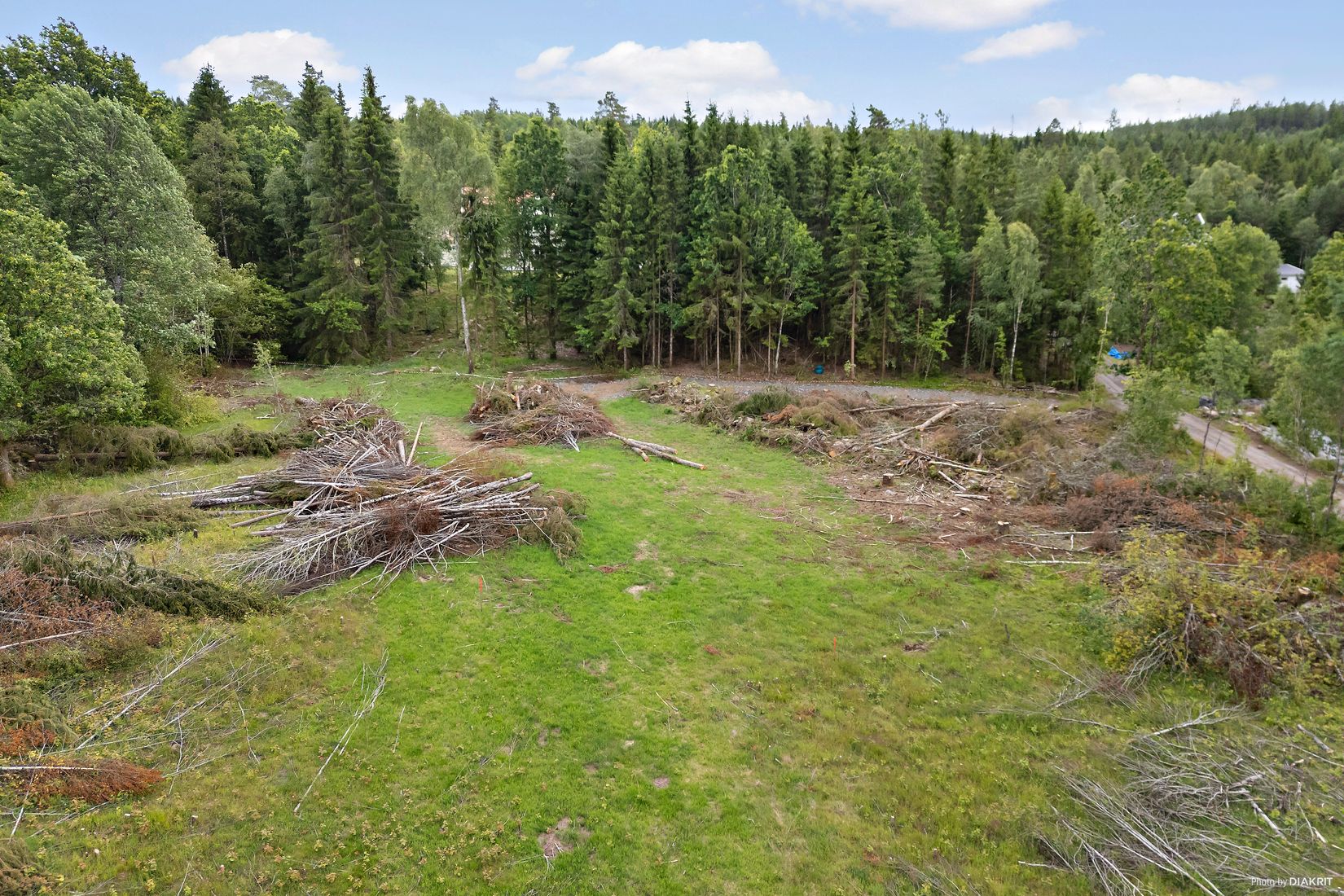 Tomt, Tre byggklara tomter i natursköna Maryd, Alingsås