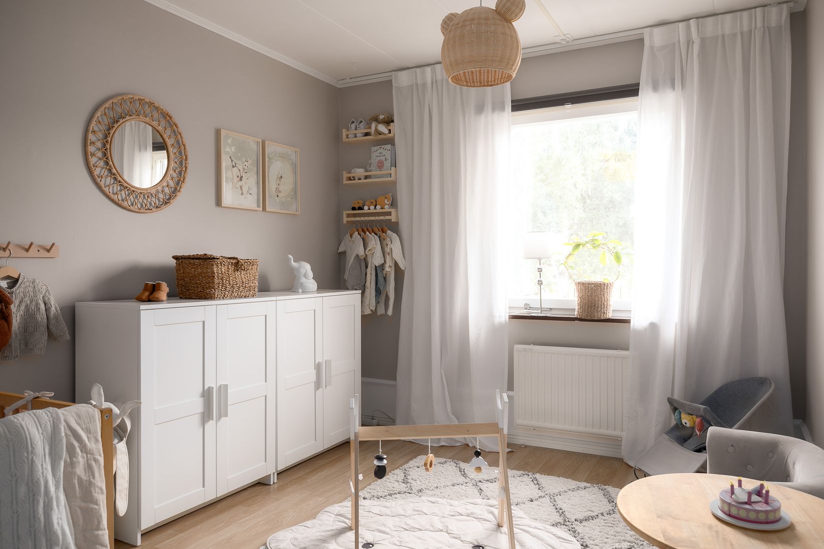 Villa, Radhus, Trädgårdsgatan 24B, Öster, Katrineholm