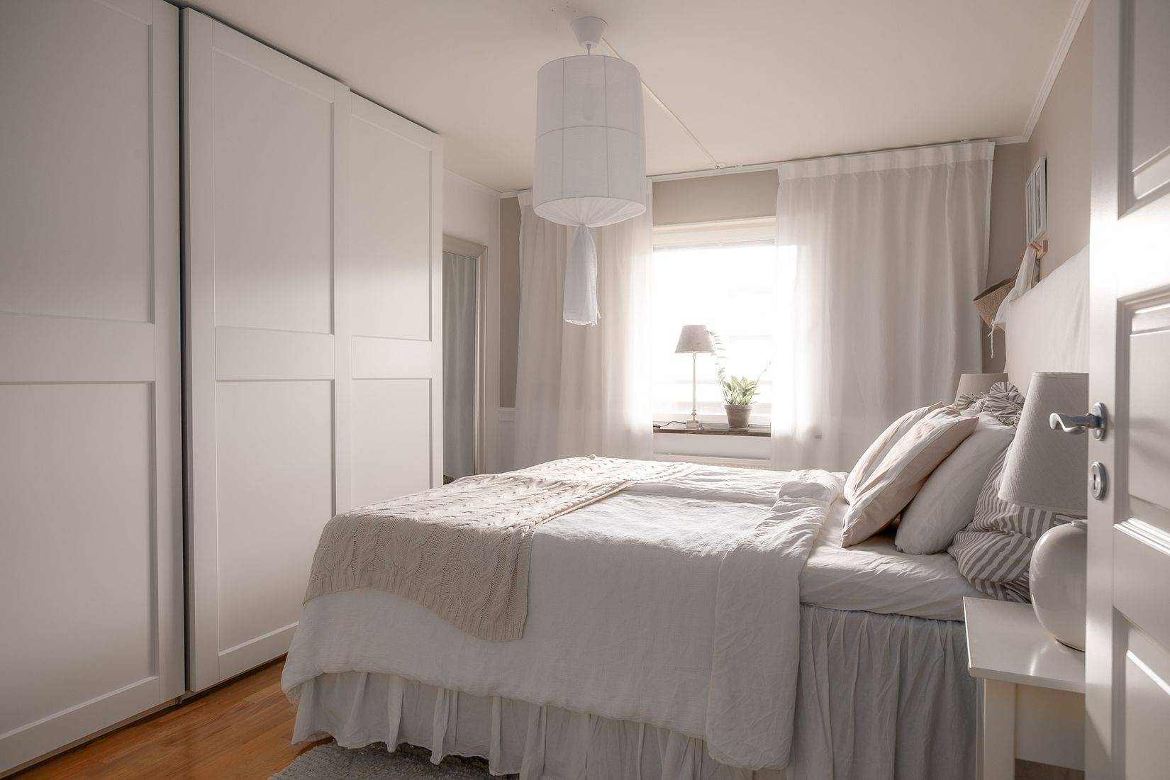 Villa, Radhus, Trädgårdsgatan 24B, Öster, Katrineholm