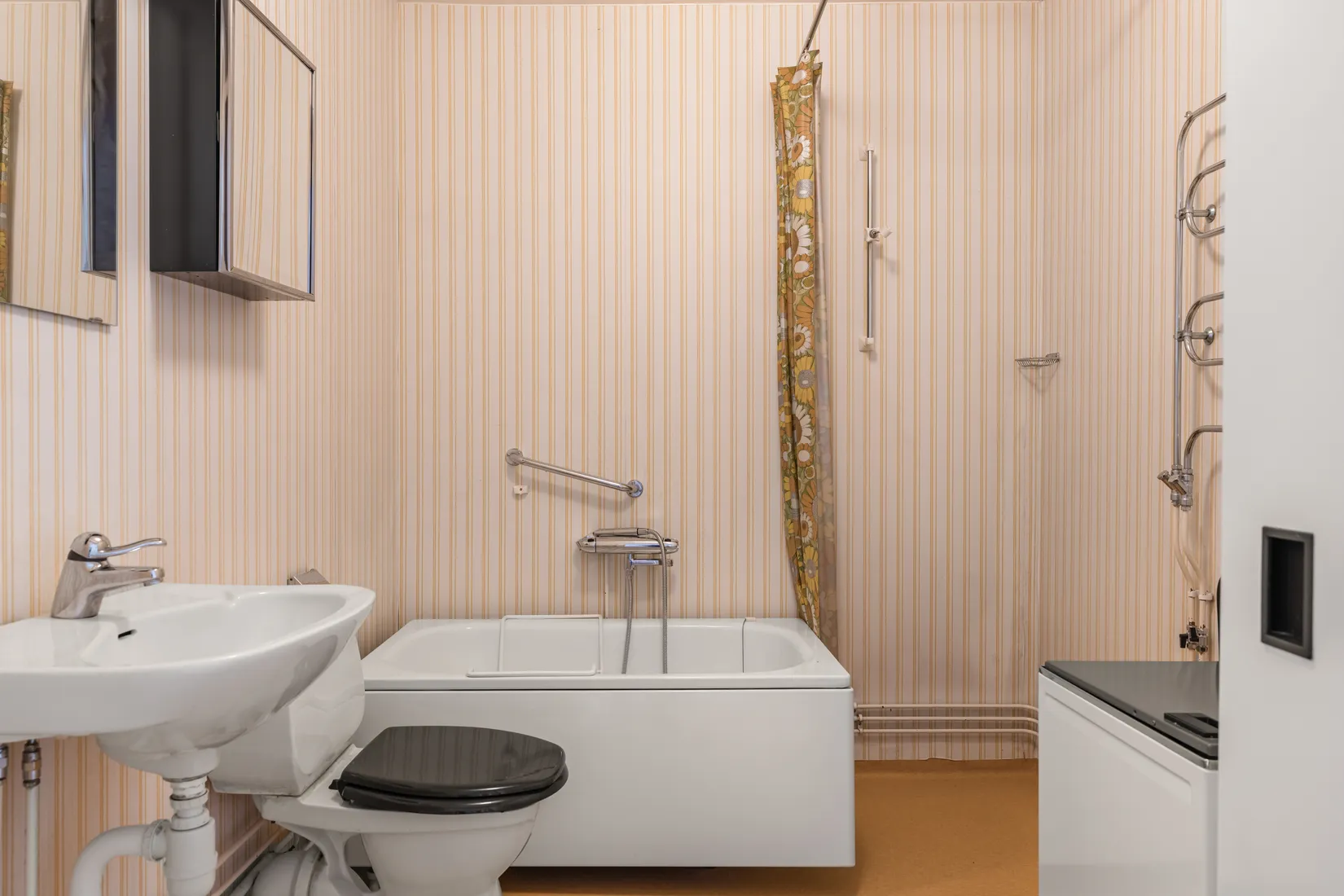 Bostadsrätt, Färgargårdstorget 10,  Stockholm – Södermalm, Stockholm