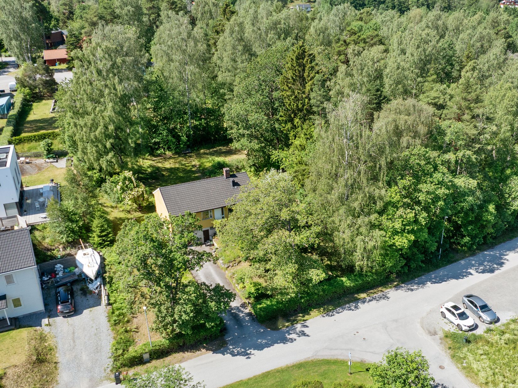 Villa, Vattenverksvägen 23, Åkerstorp, Österåker