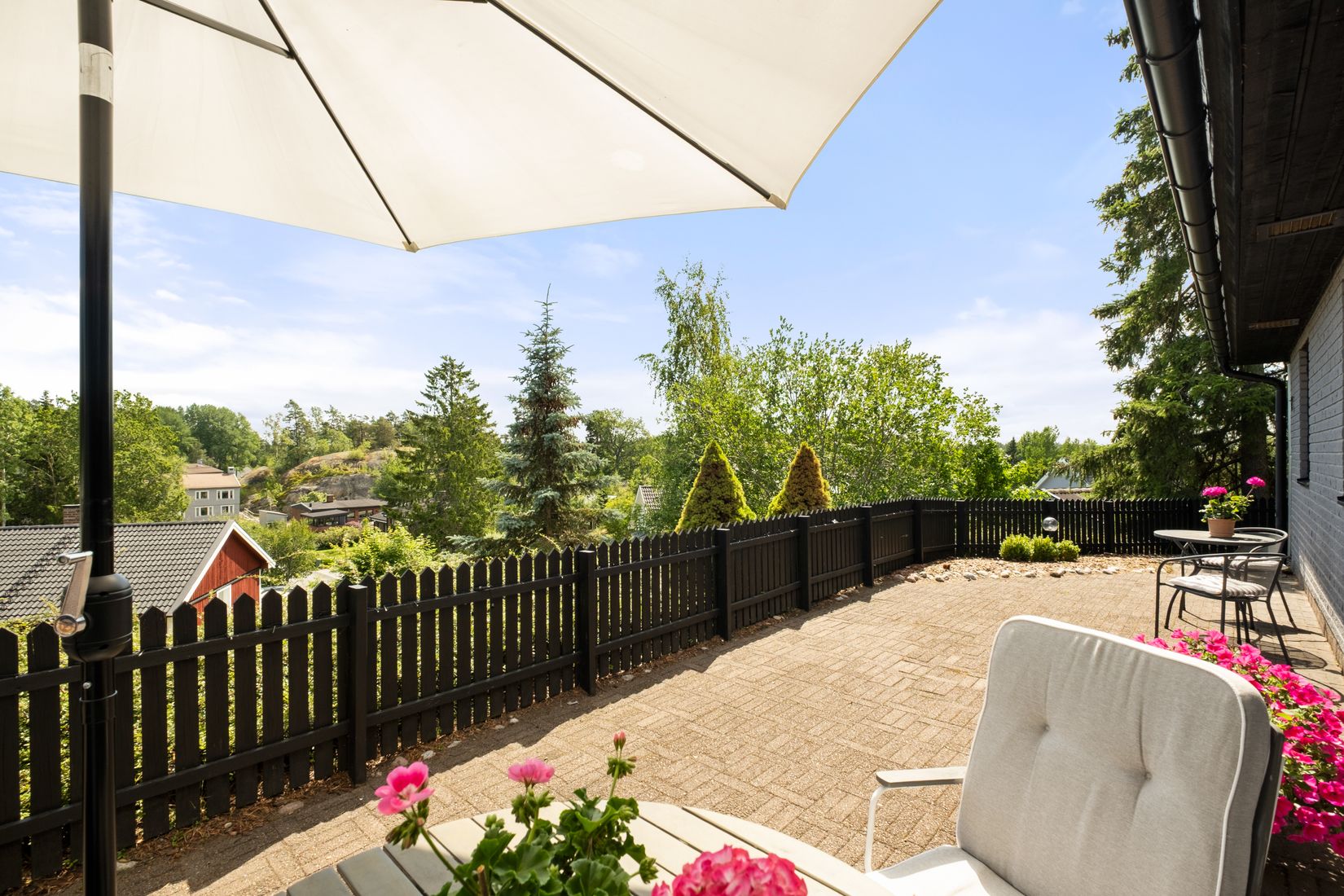 Villa, Junibacken 12, Trollbäcken, Tyresö