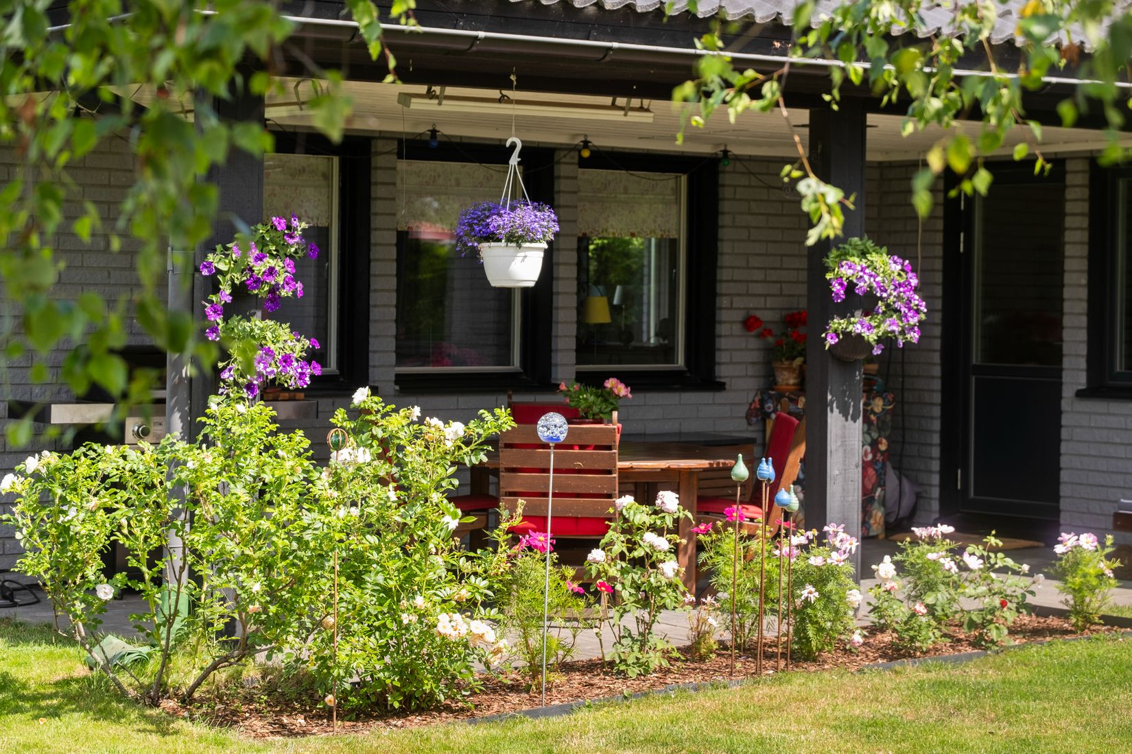 Villa, Junibacken 12, Trollbäcken, Tyresö