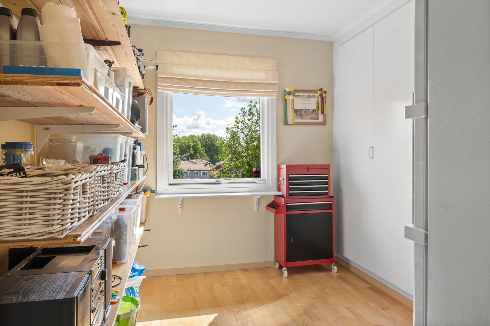 Villa, Junibacken 12, Trollbäcken, Tyresö