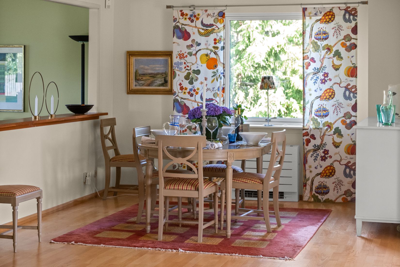 Villa, Junibacken 12, Trollbäcken, Tyresö