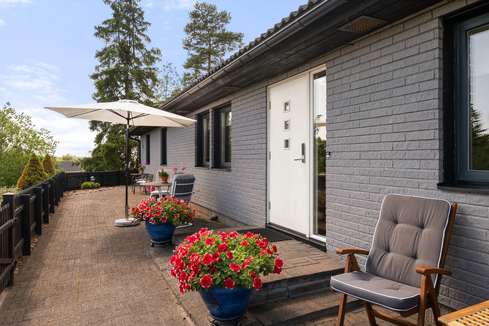 Villa, Junibacken 12, Trollbäcken, Tyresö