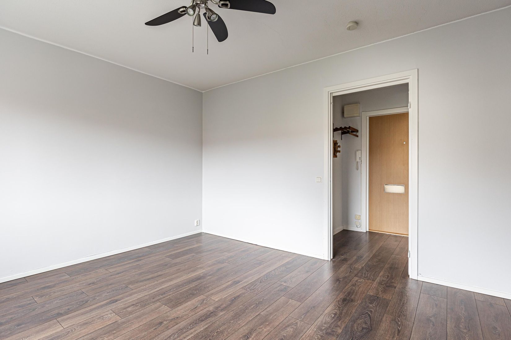 Bostadsrätt, Domkyrkoesplanaden 9, Centrum, Västerås