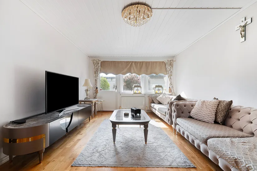 Radhus, Notgränd 40, Viksjö, Järfälla