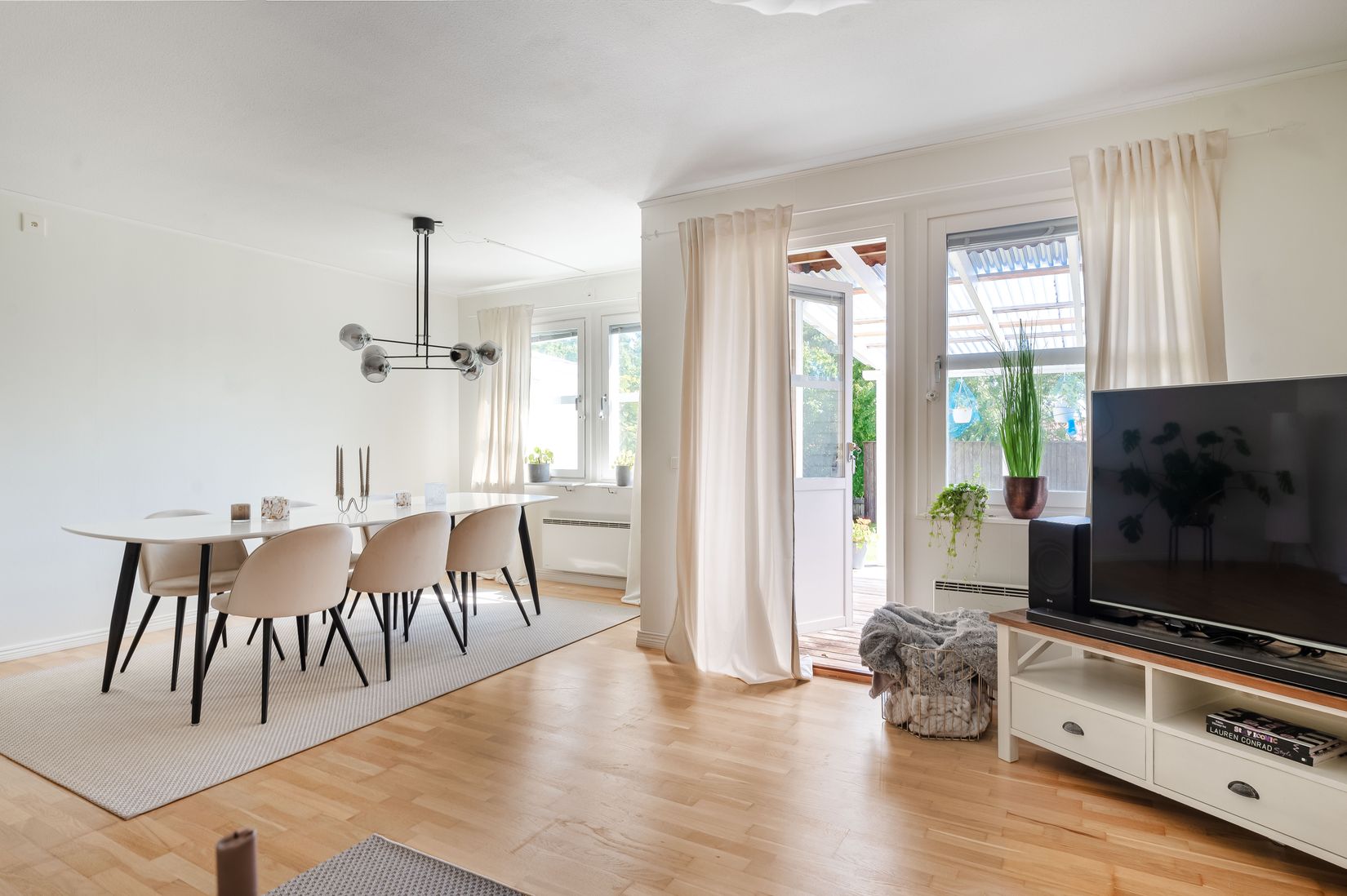 Radhus, Valbovägen 206E, Valbo, Gävle