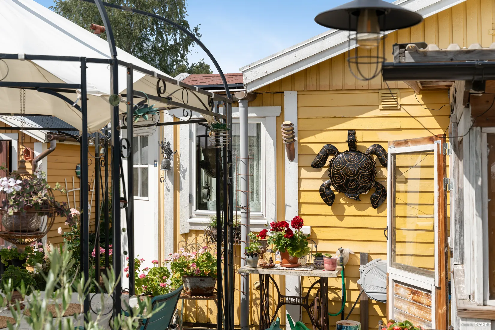 Fritidshus, Ärtvägen 10, Aspvik kolonistugeområde, Upplands-Bro
